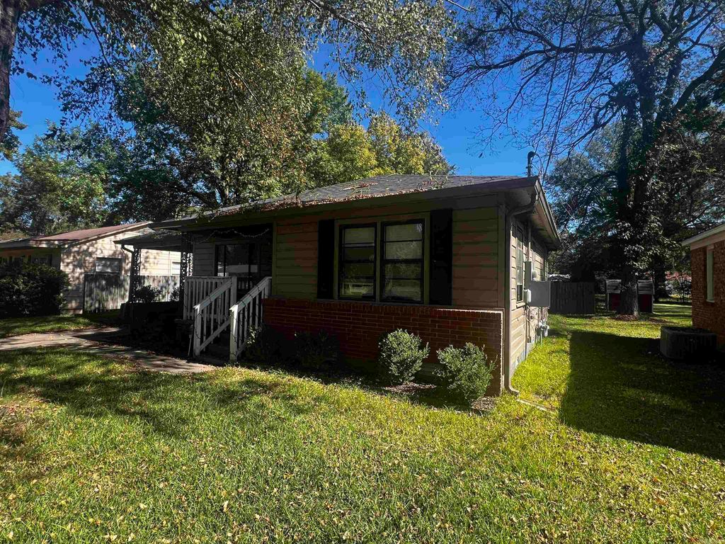 306 Kay St, North Little Rock, AR 72117