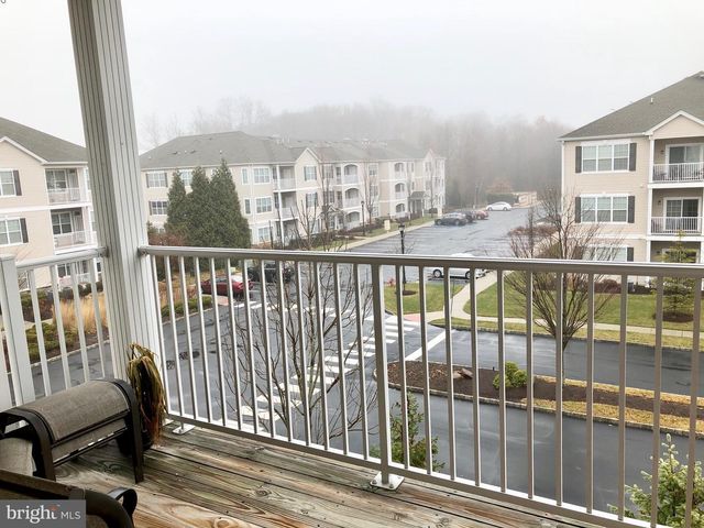 632 TIMBERLAKE DR, Ewing, NJ 08618