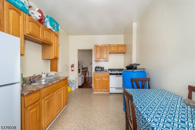 65 Harrison Ave, West Orange Twp., NJ 07052