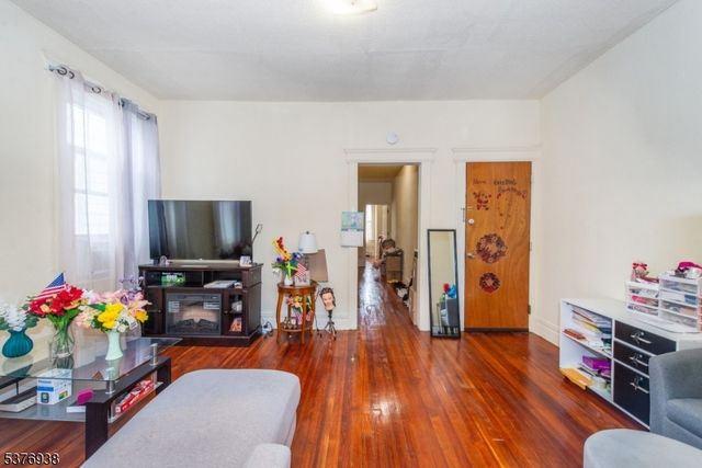 65 Harrison Ave, West Orange Twp., NJ 07052