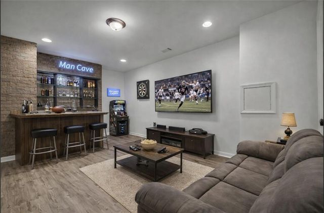 350 Eagle Tiff Drive, Sugar Hill, GA 30518