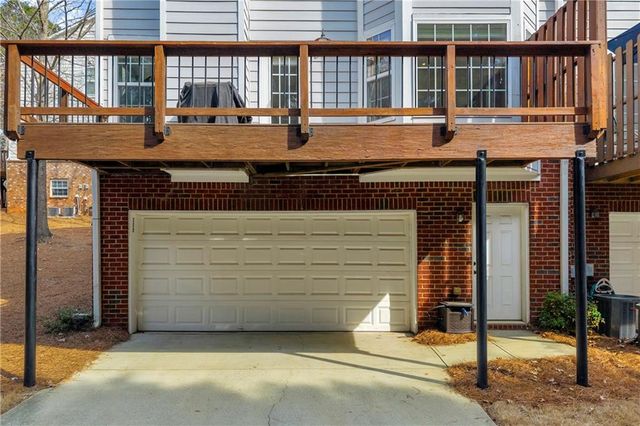 350 Eagle Tiff Drive, Sugar Hill, GA 30518