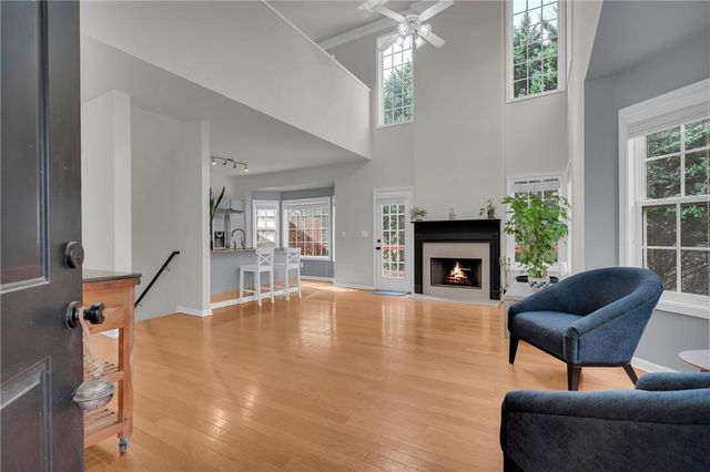 350 Eagle Tiff Drive, Sugar Hill, GA 30518