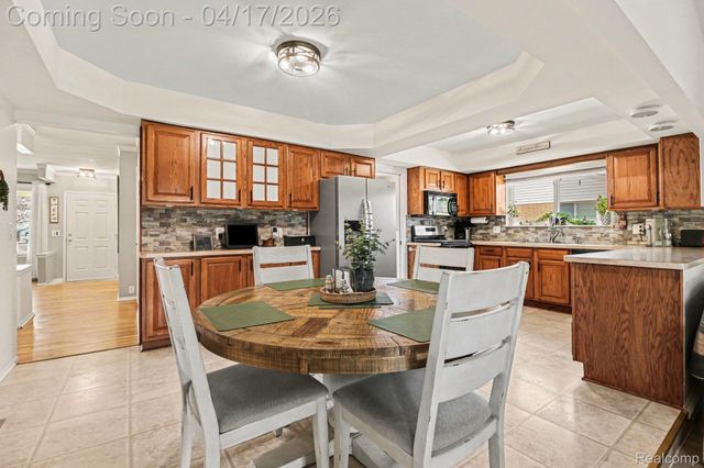 11665 Cocoa Court, Sterling Heights, MI 48312