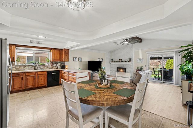 11665 Cocoa Court, Sterling Heights, MI 48312