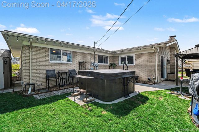 11665 Cocoa Court, Sterling Heights, MI 48312