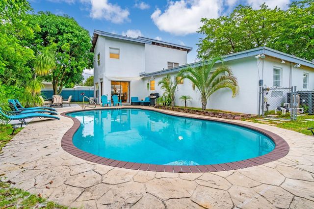 1165 SW 4th Ter, Pompano Beach, FL 33060