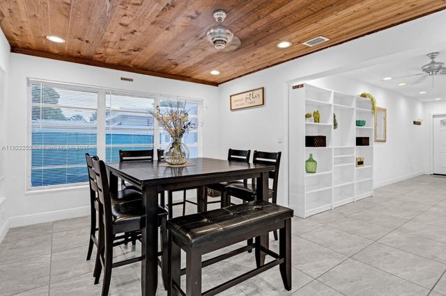 1165 SW 4th Ter, Pompano Beach, FL 33060