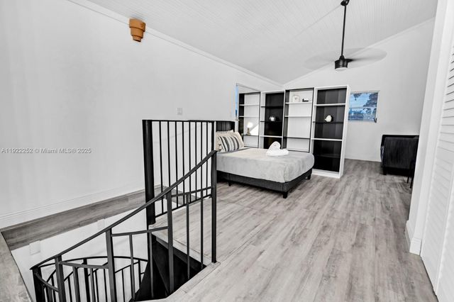 1165 SW 4th Ter, Pompano Beach, FL 33060