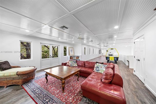 6700 SW 132nd Street, Pinecrest, FL 33156
