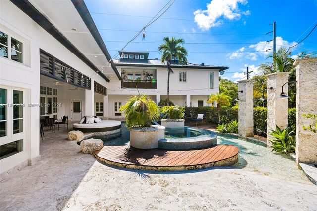 6700 SW 132nd Street, Pinecrest, FL 33156