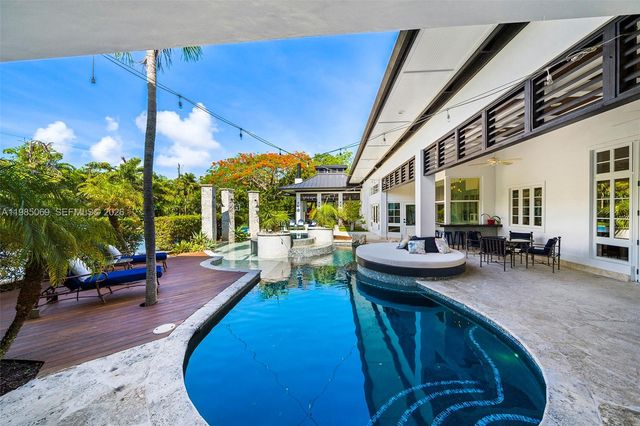 6700 SW 132nd Street, Pinecrest, FL 33156