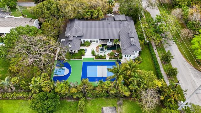 6700 SW 132nd Street, Pinecrest, FL 33156