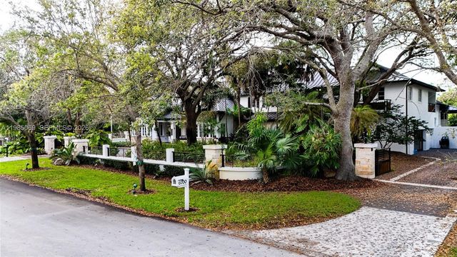 6700 SW 132nd Street, Pinecrest, FL 33156
