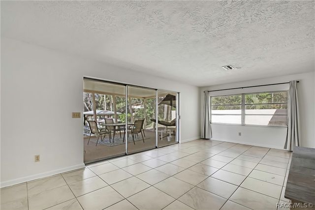 12130 Maple Street, Dunnellon, FL 34432
