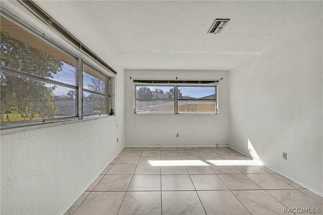 12130 Maple Street, Dunnellon, FL 34432