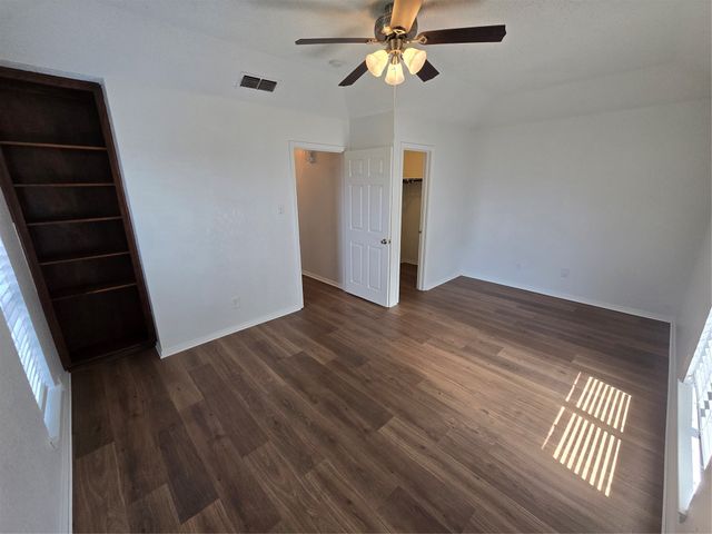 7451 N College Circle, North Richland Hills, TX 76180