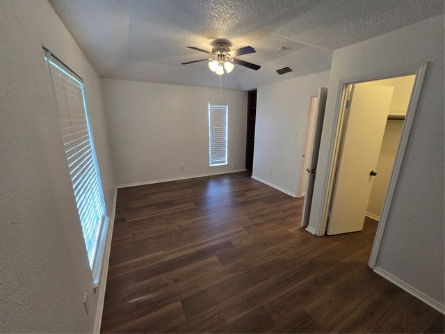 7451 N College Circle, North Richland Hills, TX 76180