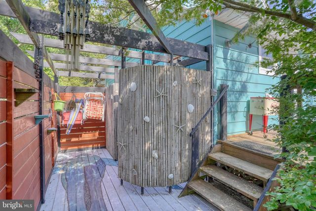 77 WEST AVE, Ocean View, DE 19970
