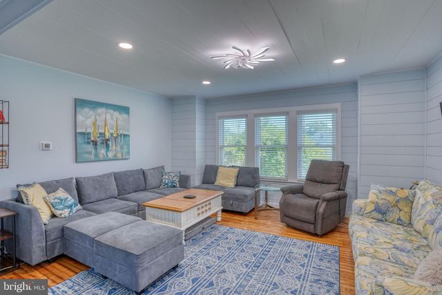 77 WEST AVE, Ocean View, DE 19970