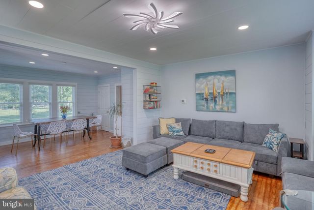 77 WEST AVE, Ocean View, DE 19970