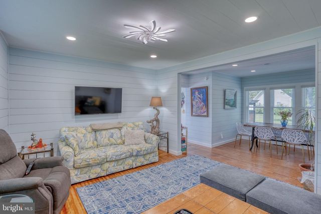 77 WEST AVE, Ocean View, DE 19970