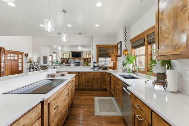 365 N Legacy Ridge Dr, Liberty Lake, WA 99019