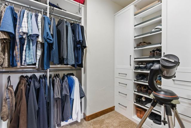 365 N Legacy Ridge Dr, Liberty Lake, WA 99019