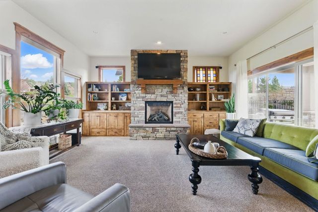 365 N Legacy Ridge Dr, Liberty Lake, WA 99019