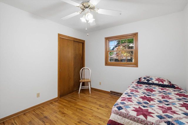 10780 Crestview DRIVE, Cedarburg, WI 53012