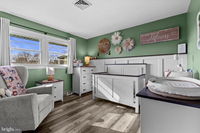 239 MILL RD, Mount Joy, PA 17552