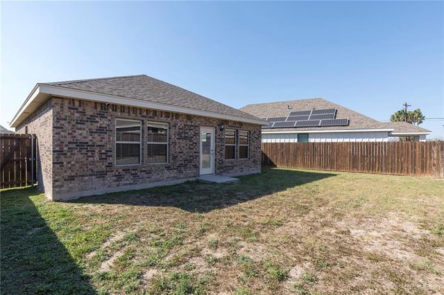 1331 E Candor Drive, Edinburg, TX 78542