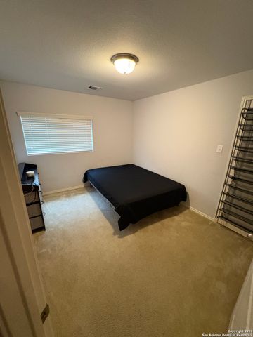 10438 macarthur, Converse, TX 78109