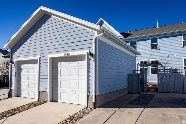 10637 S TOPVIEW RD, South Jordan, UT 84009