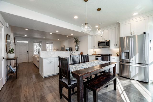 10637 S TOPVIEW RD, South Jordan, UT 84009