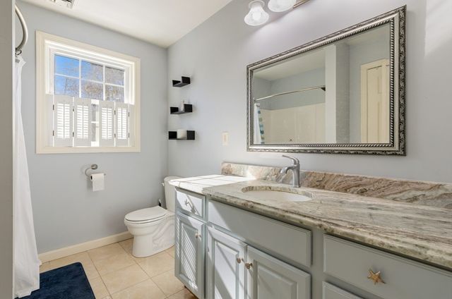 9 Falcon Ln, Haverhill, MA 01832