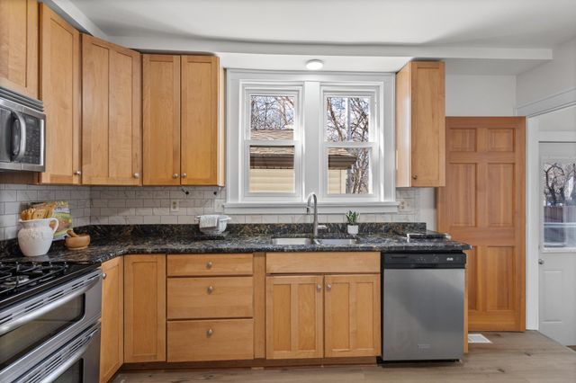 2805 W 76th Street, Richfield, MN 55423