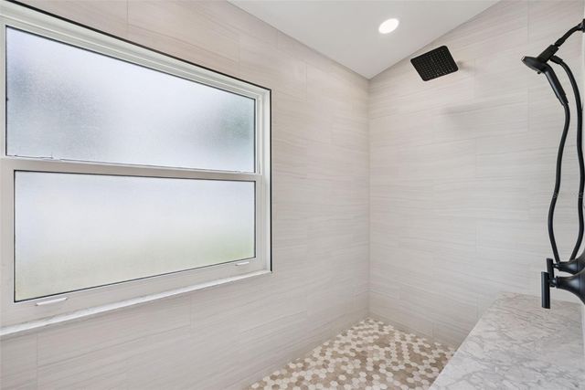 1996 MAGIES COURT, Oviedo, FL 32766