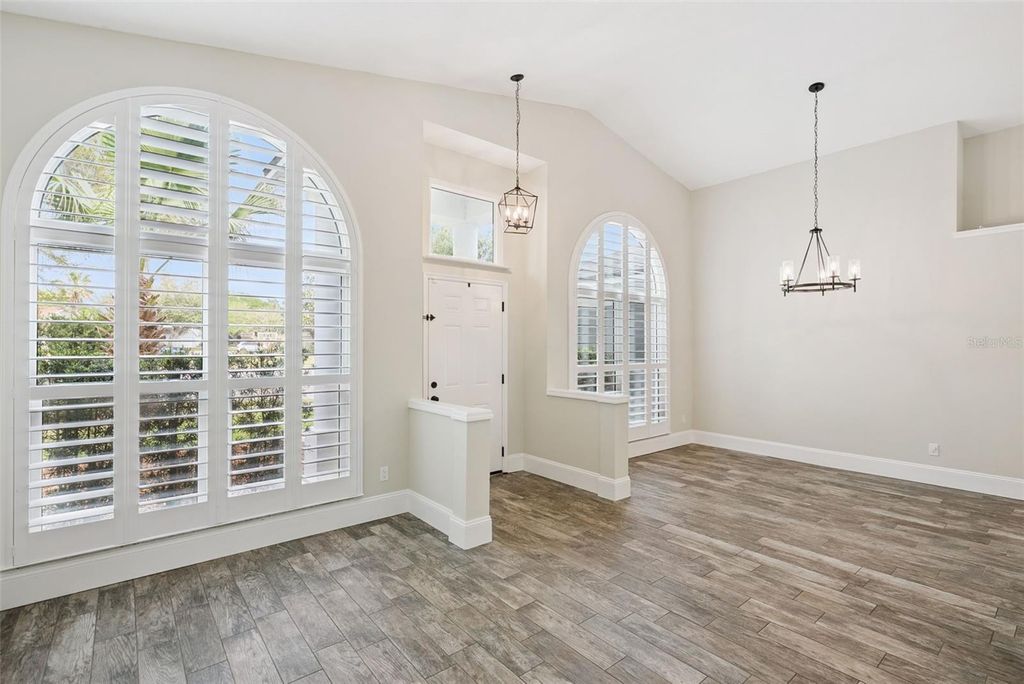 Image 4 of property listing at 1996 MAGIES COURT, Oviedo, FL 32766