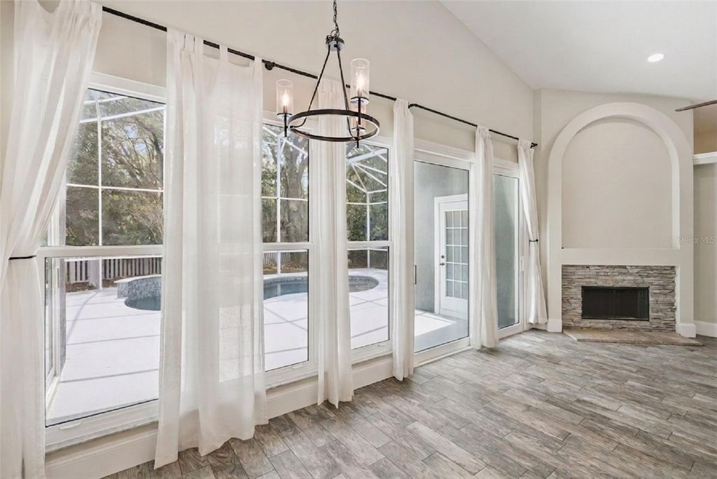 Image 10 of property listing at 1996 MAGIES COURT, Oviedo, FL 32766