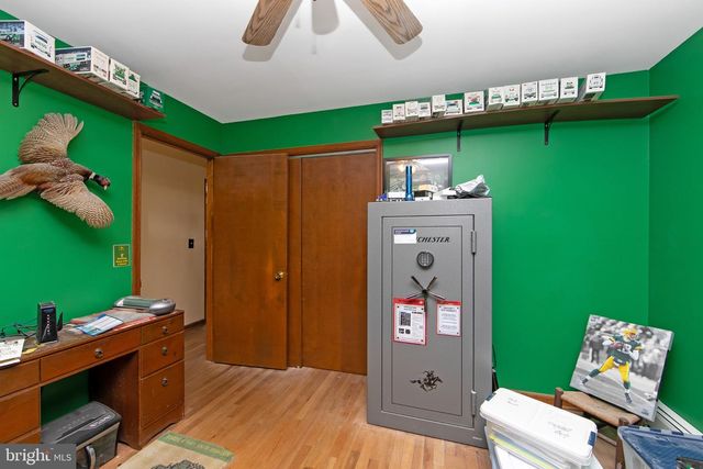 85 CEDAR LN, Elmer, NJ 08318