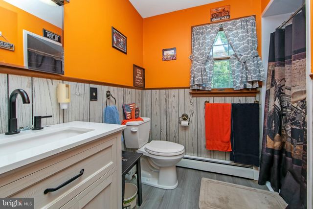 85 CEDAR LN, Elmer, NJ 08318