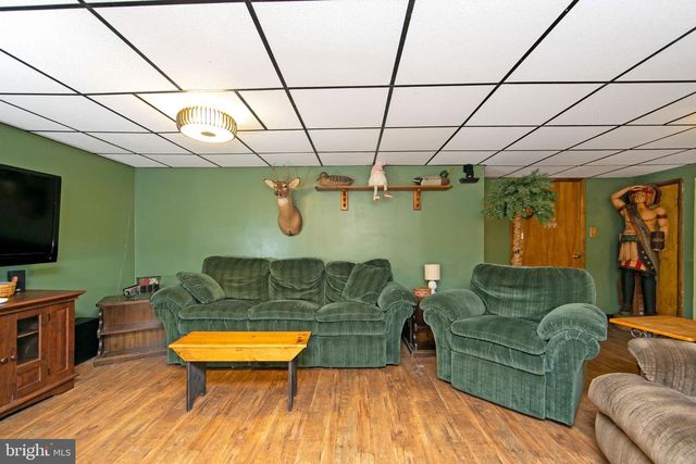 85 CEDAR LN, Elmer, NJ 08318