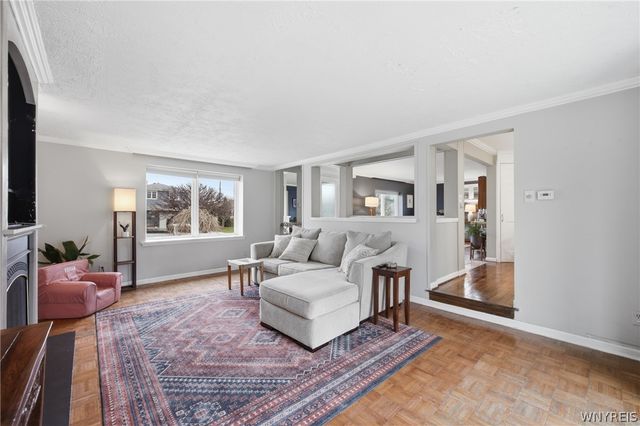 120 Brentwood Drive, Cheektowaga, NY 14227