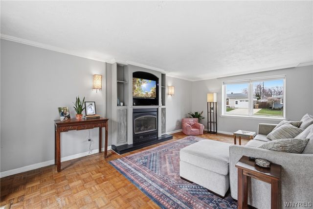 120 Brentwood Drive, Cheektowaga, NY 14227