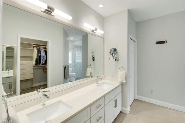 7661 San Sebastian WAY, Naples, FL 34109