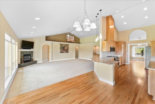 85 Morning Dove Trail, Eagle Point, OR 97524