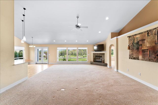 85 Morning Dove Trail, Eagle Point, OR 97524