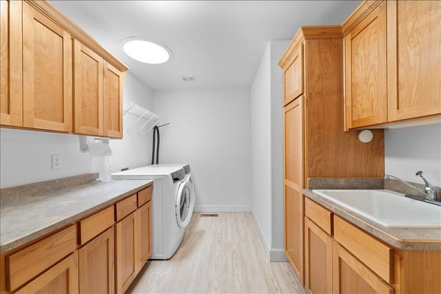 85 Morning Dove Trail, Eagle Point, OR 97524