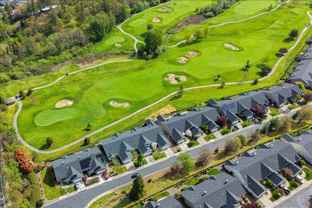 85 Morning Dove Trail, Eagle Point, OR 97524